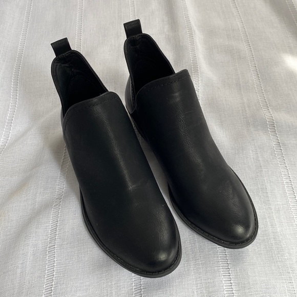 Target Shoes - Target black cut out booties.